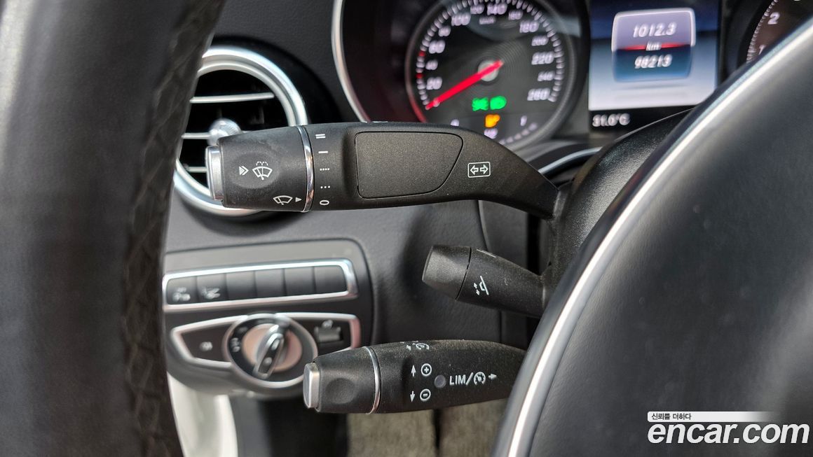 Mercedes-Benz C-Class 2018