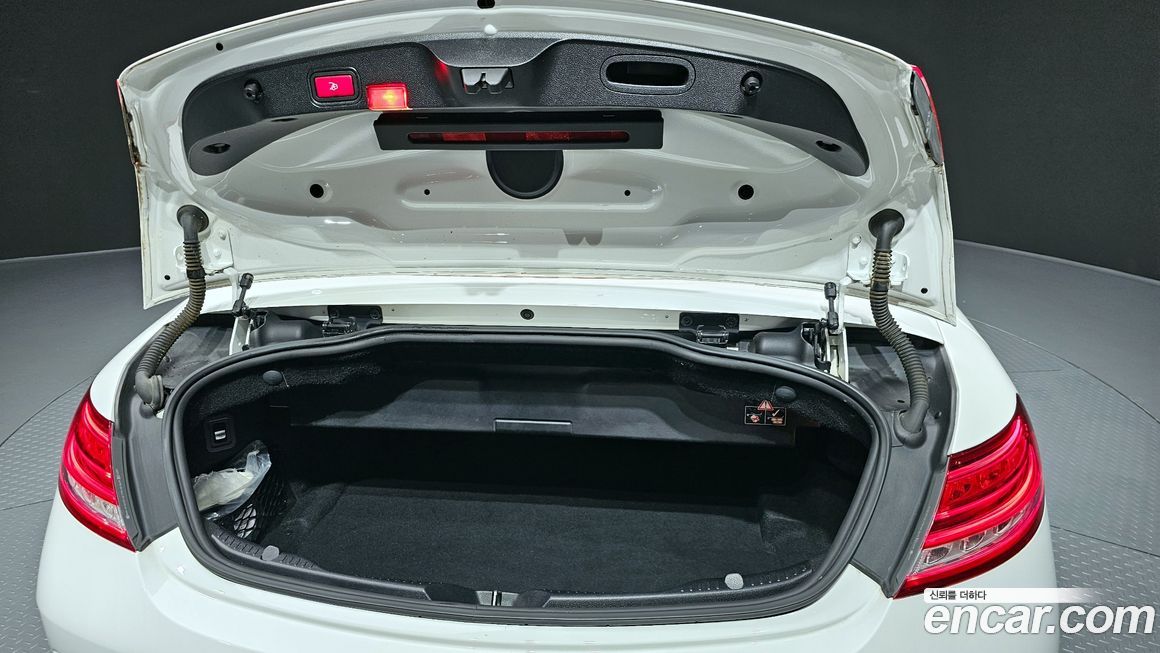 Mercedes-Benz C-Class 2018