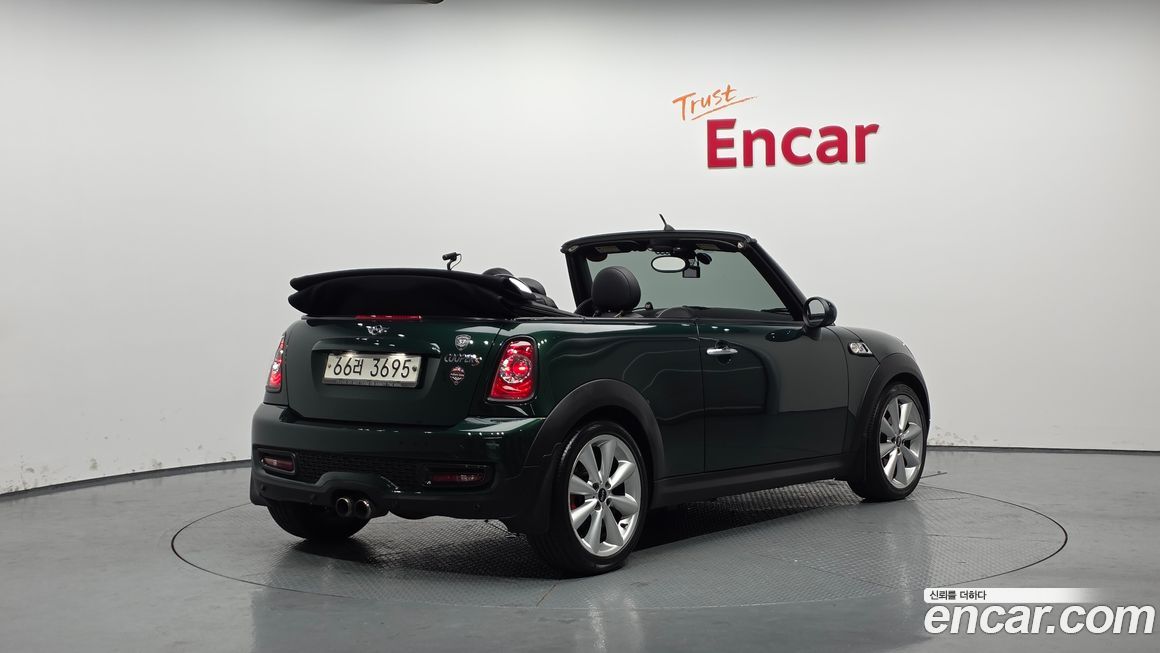 Mini Cooper Convertible 2014