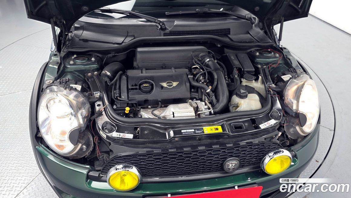 Mini Cooper Convertible 2014