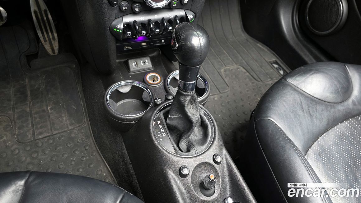 Mini Cooper Convertible 2014