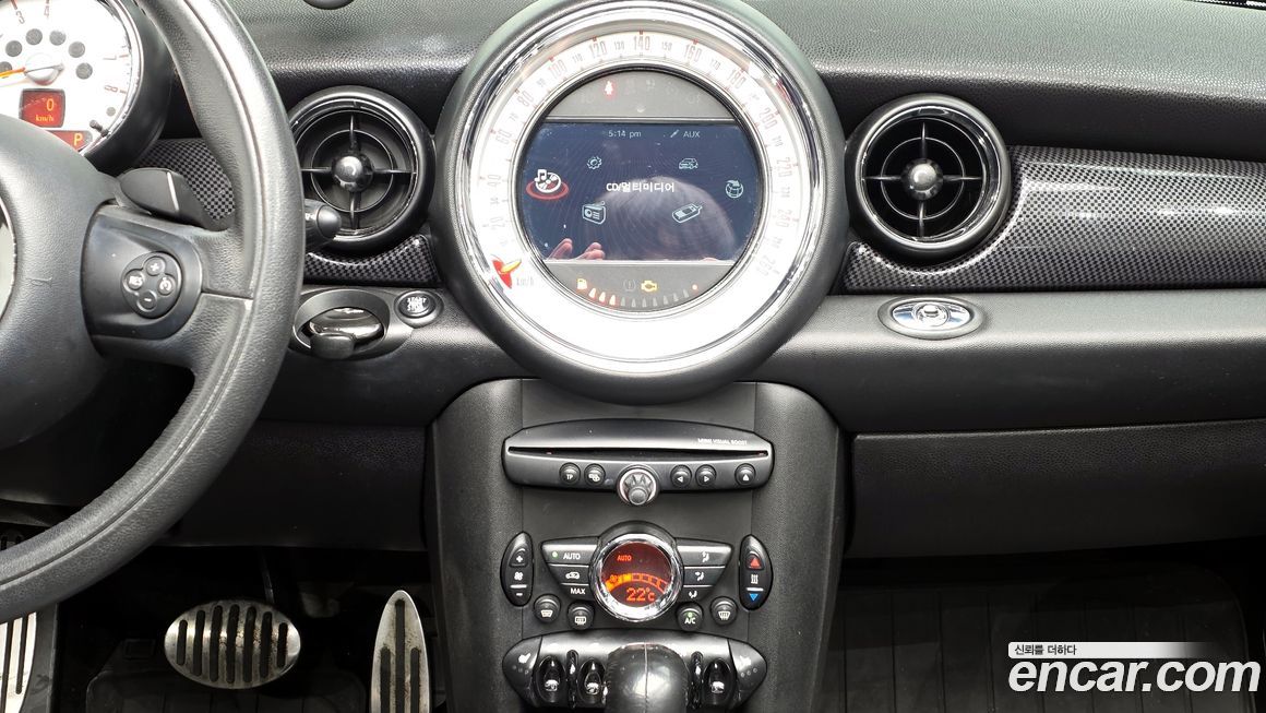 Mini Cooper Convertible 2014