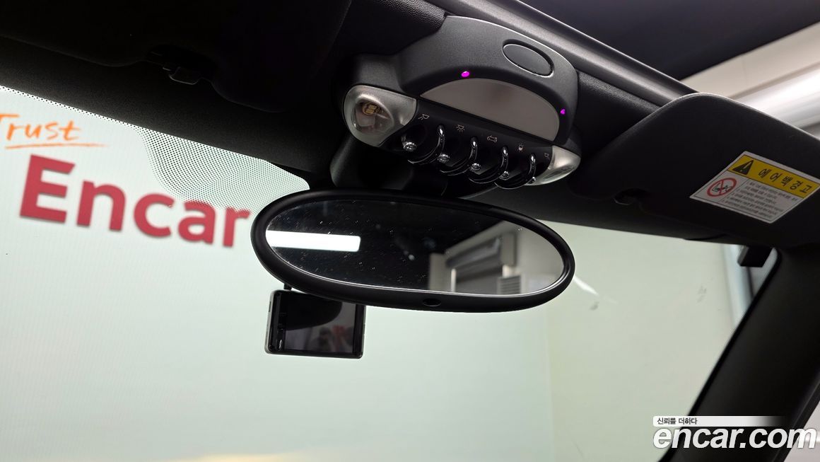 Mini Cooper Convertible 2014