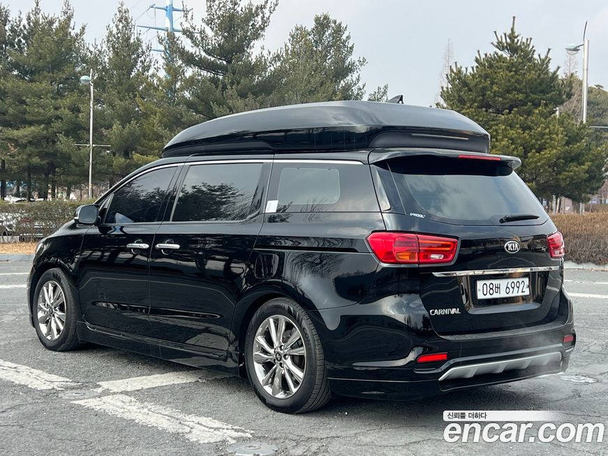 Kia Canival 2019