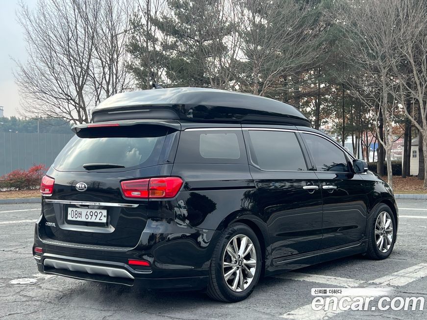Kia Canival 2019
