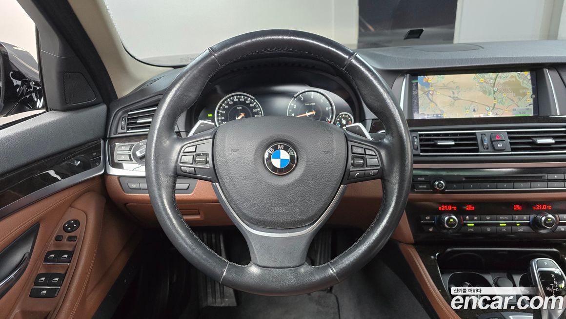 BMW 5-Series 2016