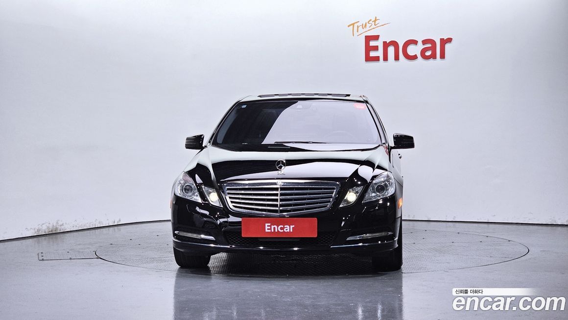 Mercedes-Benz E-Class 2011
