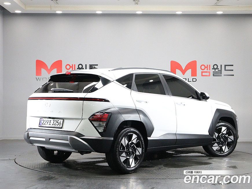 Hyundai Kona 2025