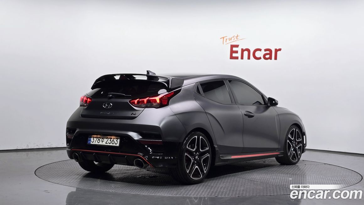 Hyundai Veloster 2021