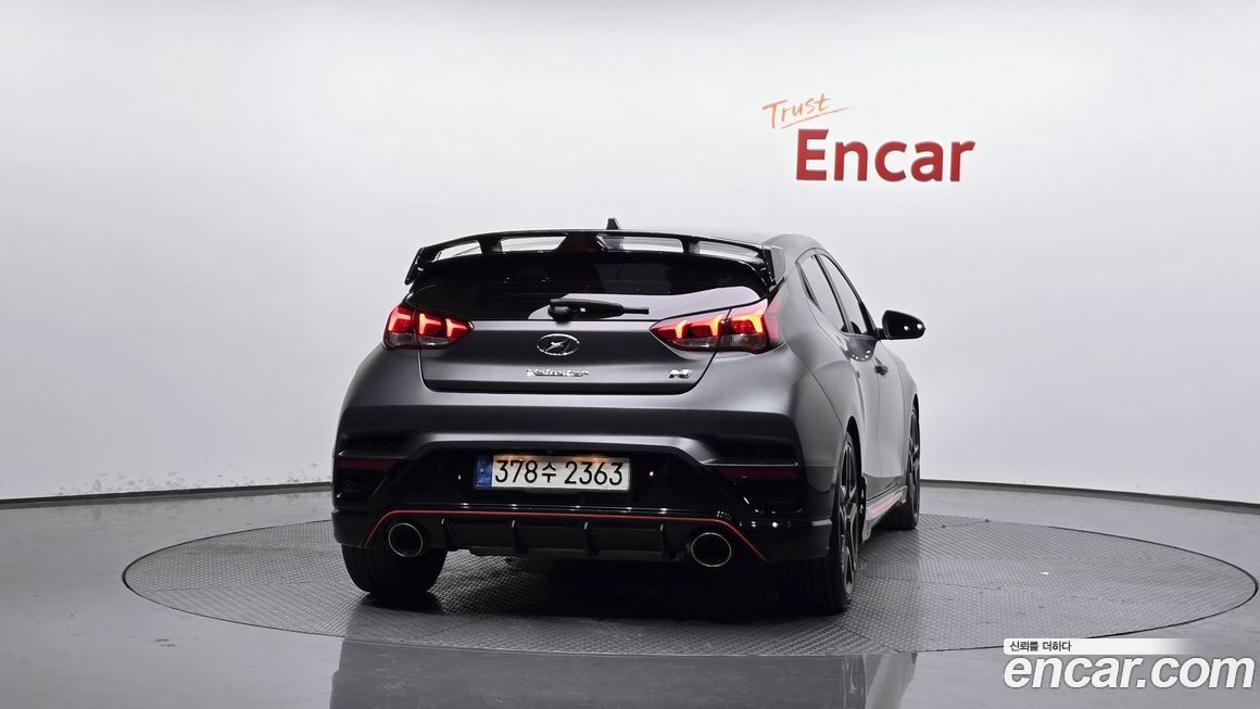 Hyundai Veloster 2021