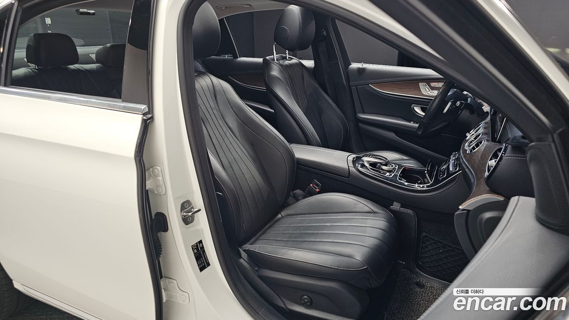 Mercedes-Benz E-Class 2017