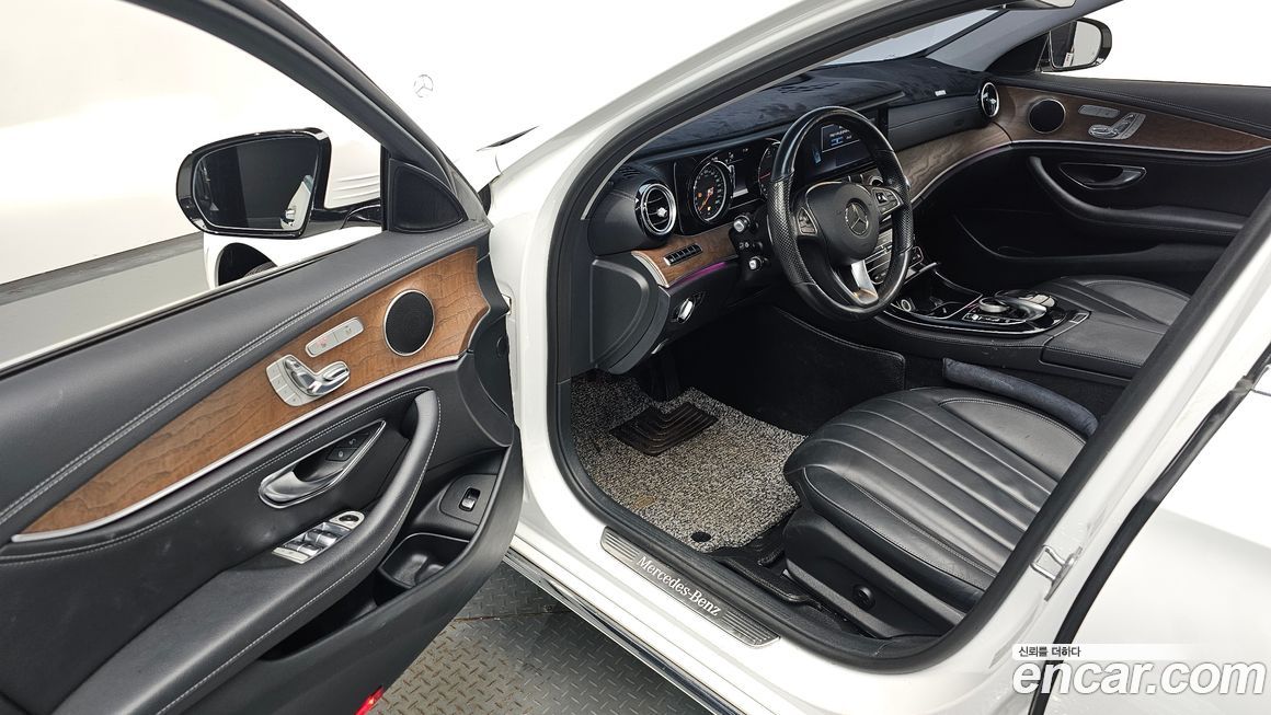 Mercedes-Benz E-Class 2017