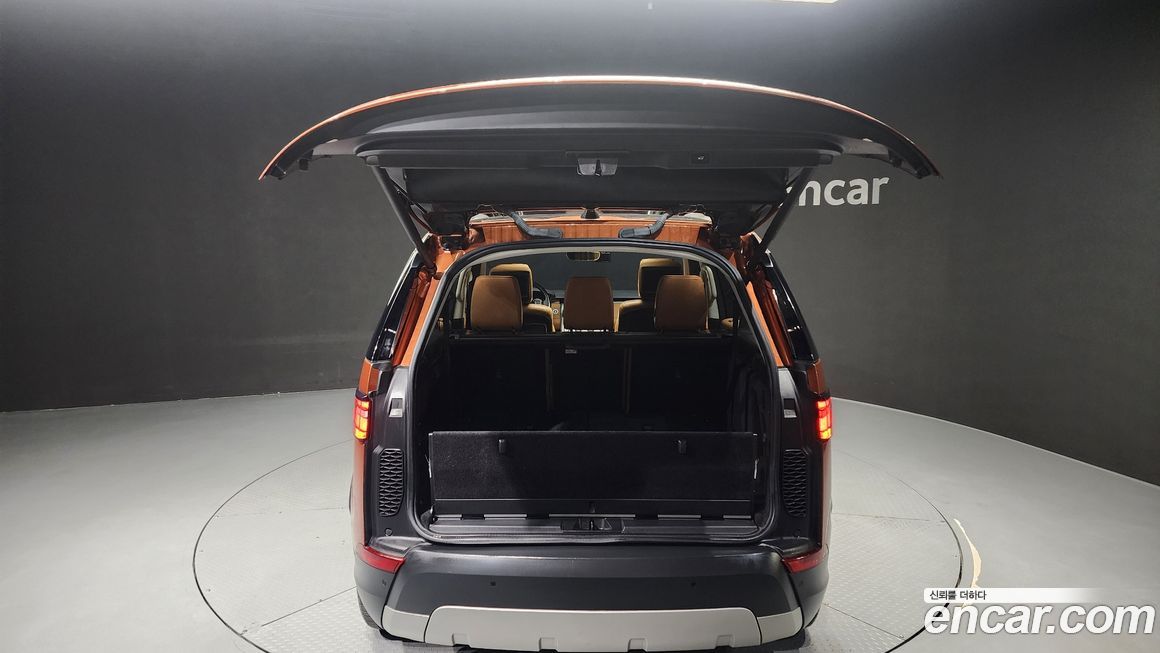 Land Rover Discovery 2018