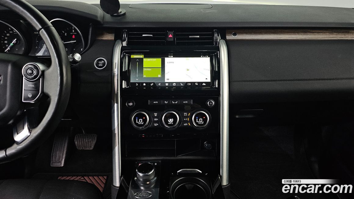 Land Rover Discovery 2017