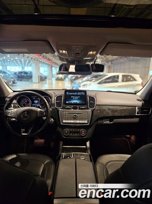 Mercedes-Benz GLE-Class 2016