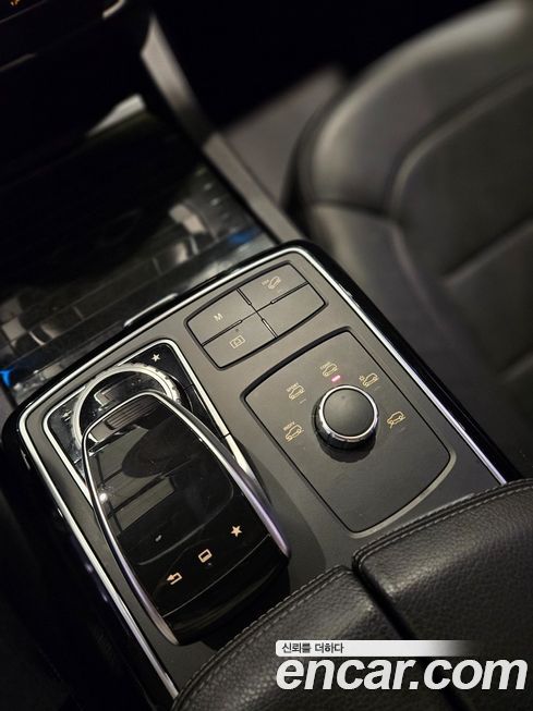 Mercedes-Benz GLE-Class 2016