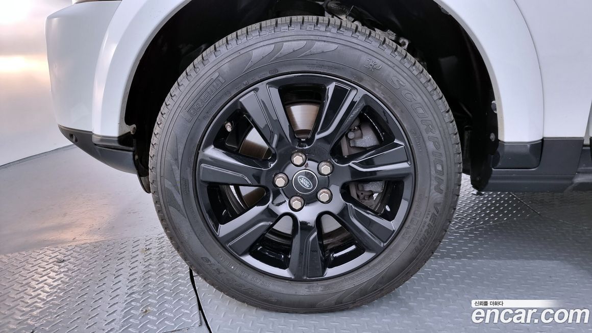 Land Rover Discovery 2016