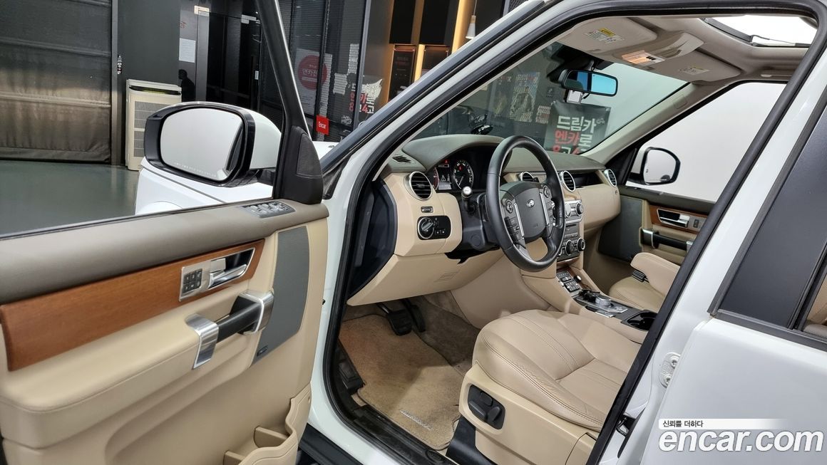 Land Rover Discovery 2016