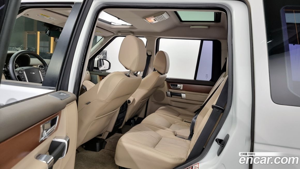 Land Rover Discovery 2016