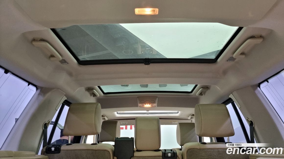 Land Rover Discovery 2016