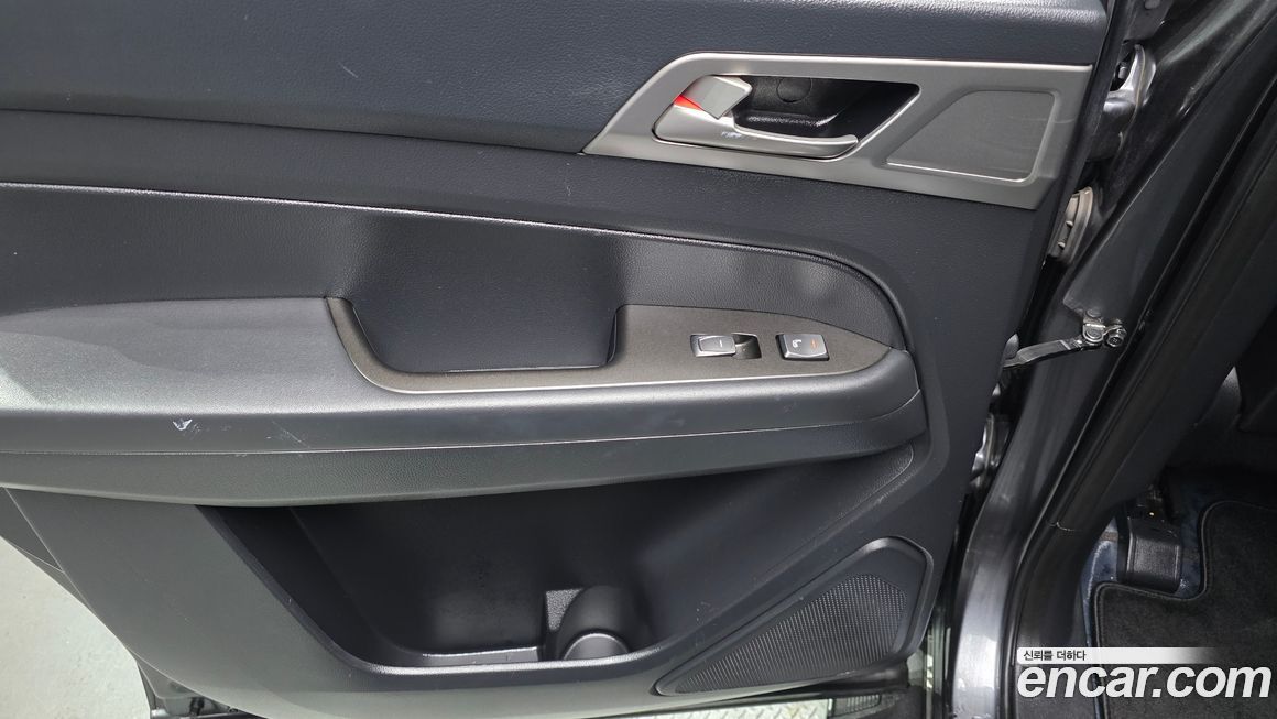 KG_Mobility_Ssangyong Rexton 2018