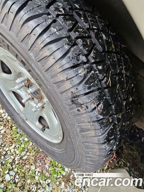 Chevrolet Chevy Van 2003