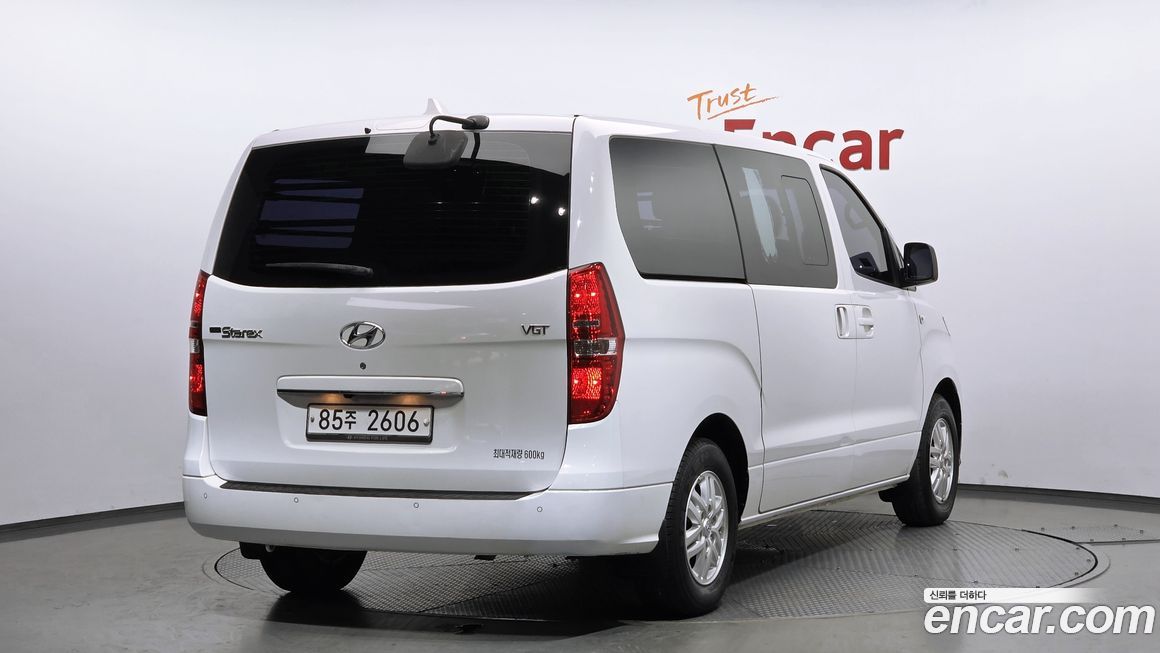 Hyundai Starex 2019