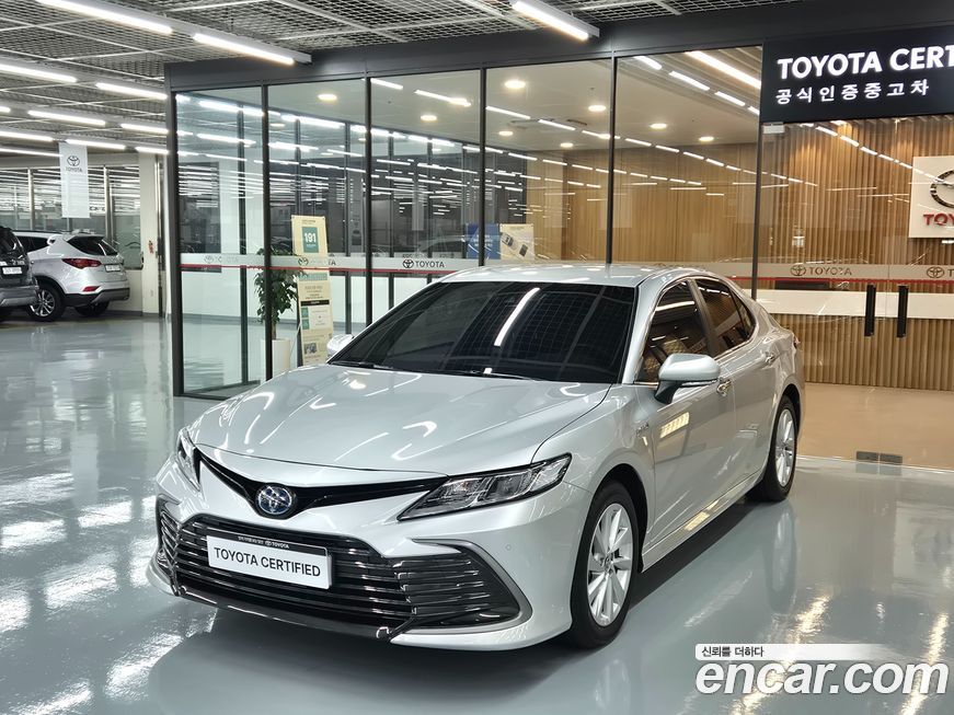 Toyota Camry 2024
