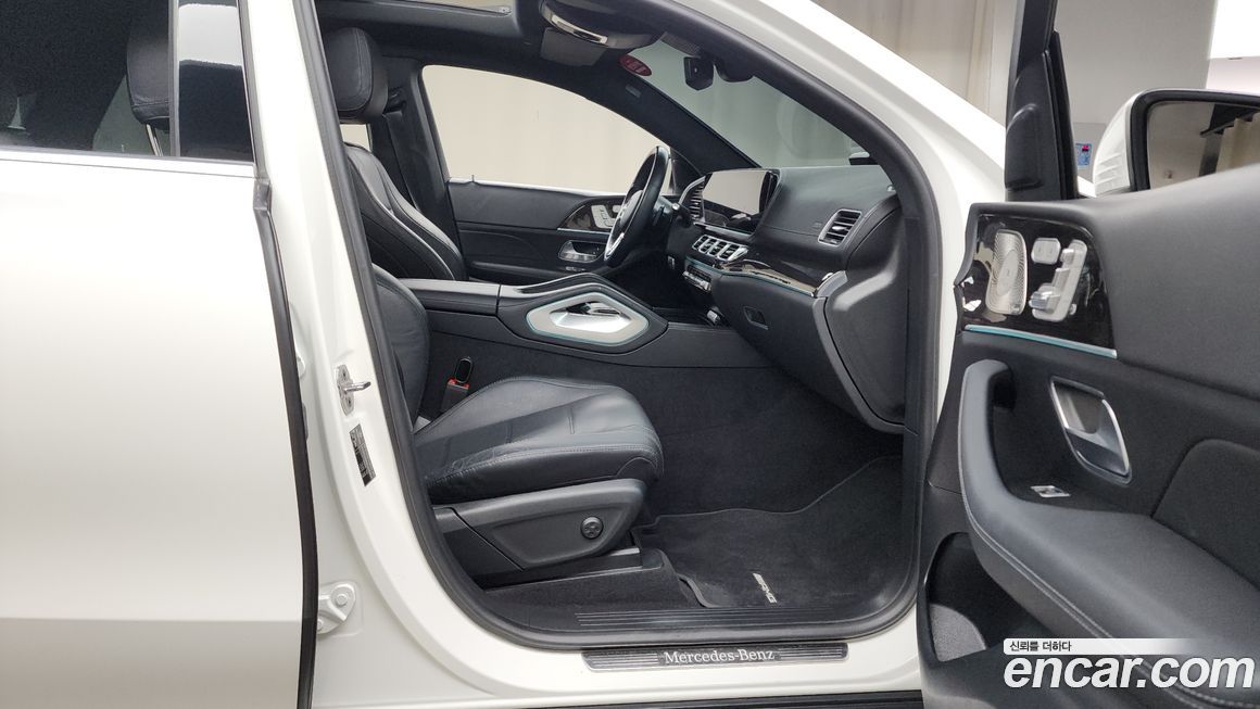 Mercedes-Benz GLE-Class 2023