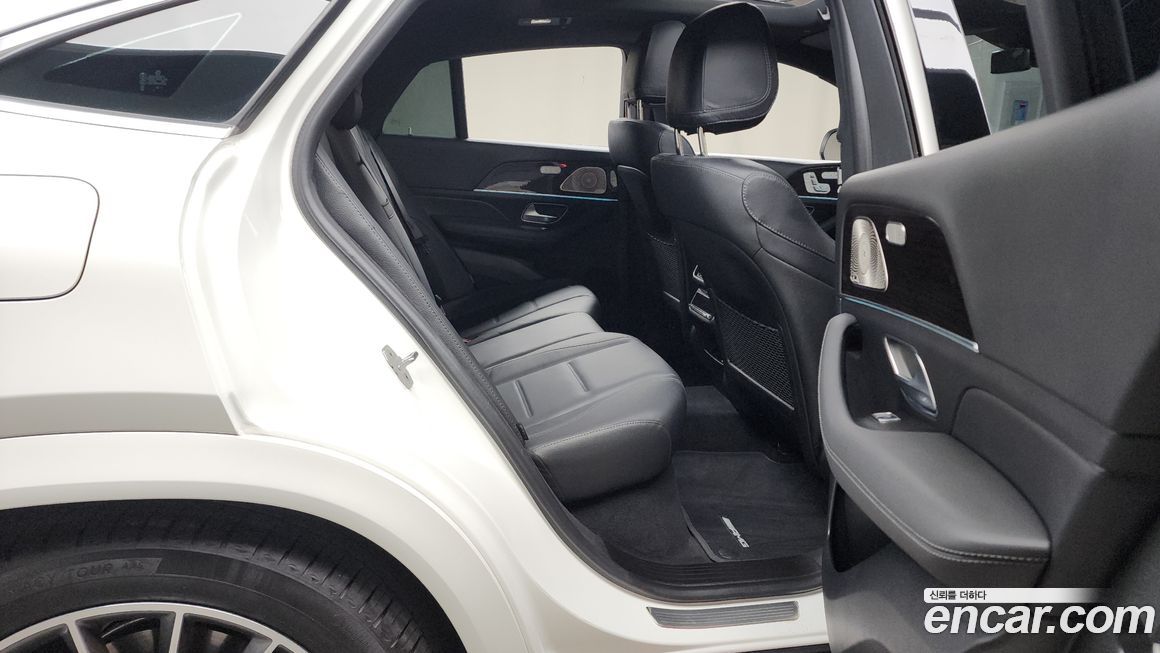 Mercedes-Benz GLE-Class 2023