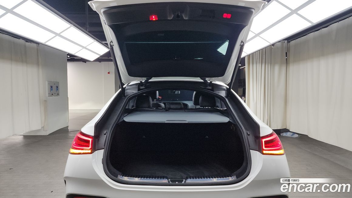 Mercedes-Benz GLE-Class 2023