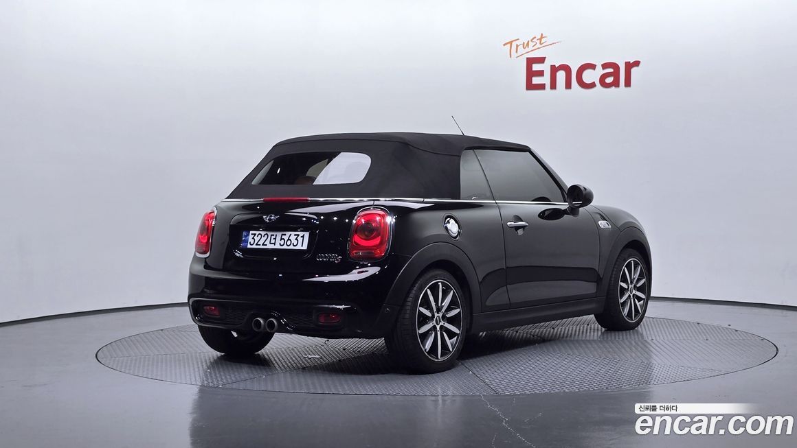 Mini Cooper Convertible 2017
