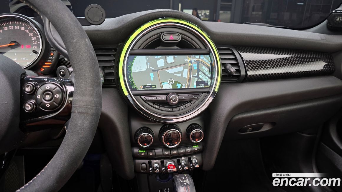 Mini Cooper Convertible 2017