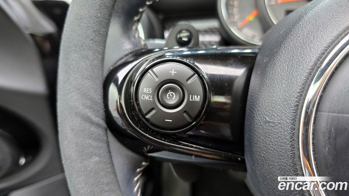 Mini Cooper Convertible 2017