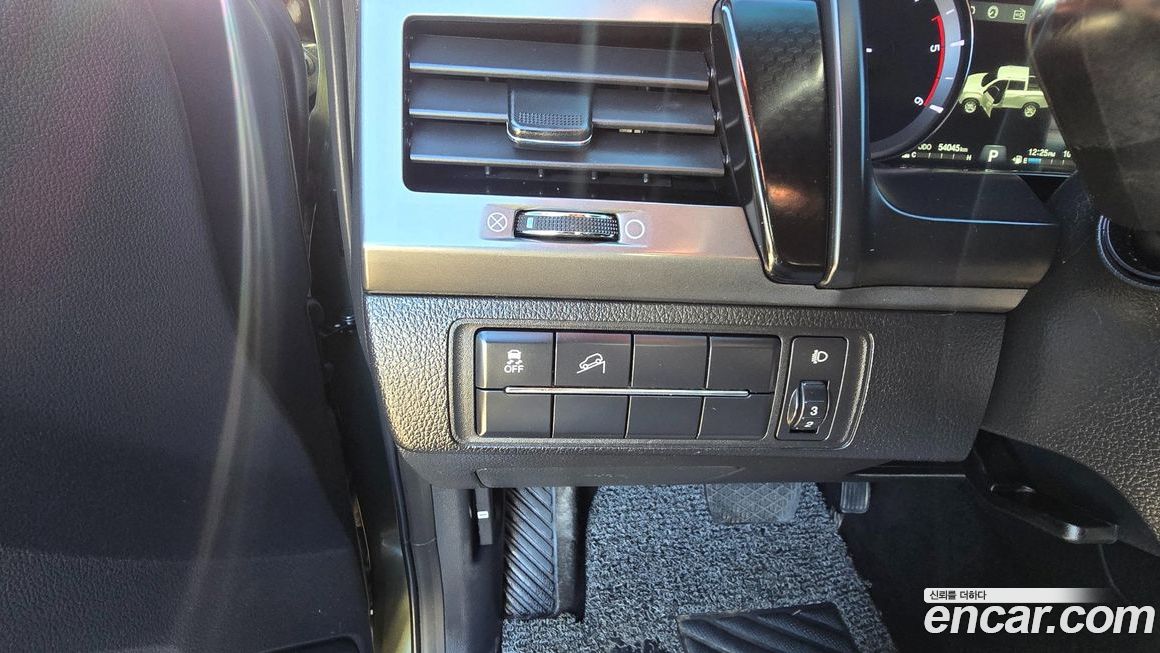 KG_Mobility_Ssangyong Rexton 2021