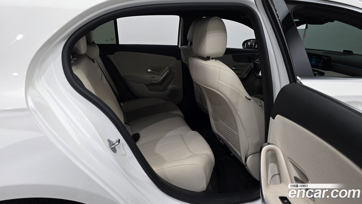 Mercedes-Benz A-Class 2023