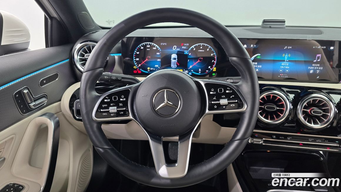 Mercedes-Benz A-Class 2023