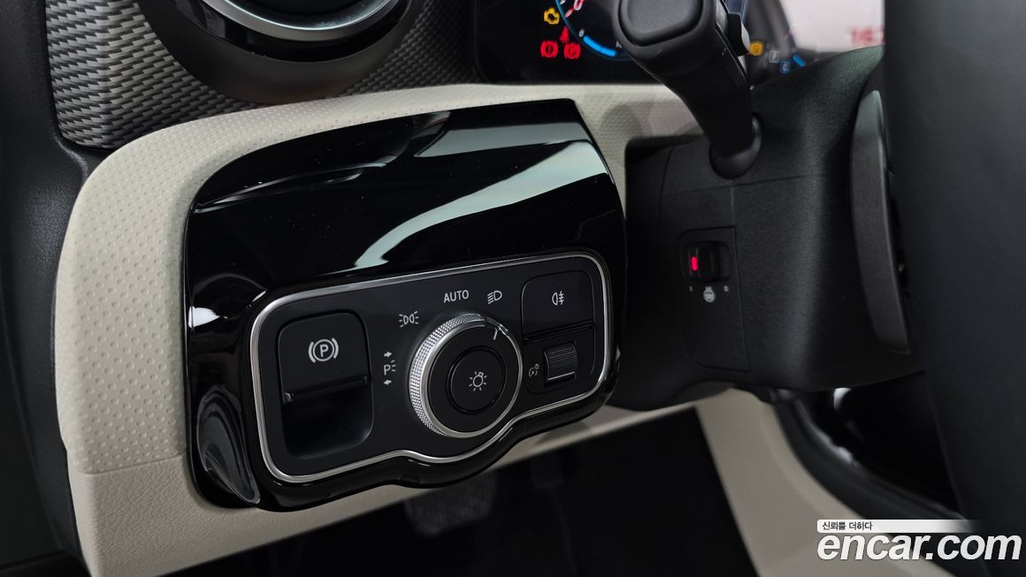 Mercedes-Benz A-Class 2023