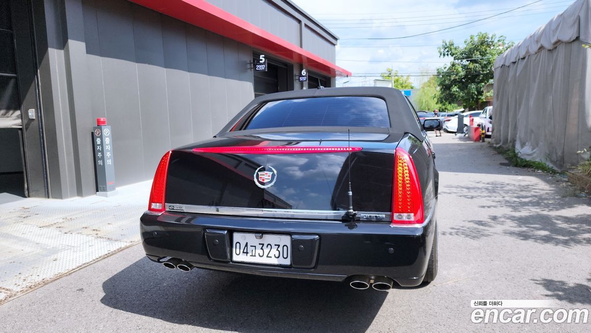 Cadillac DTS 2008
