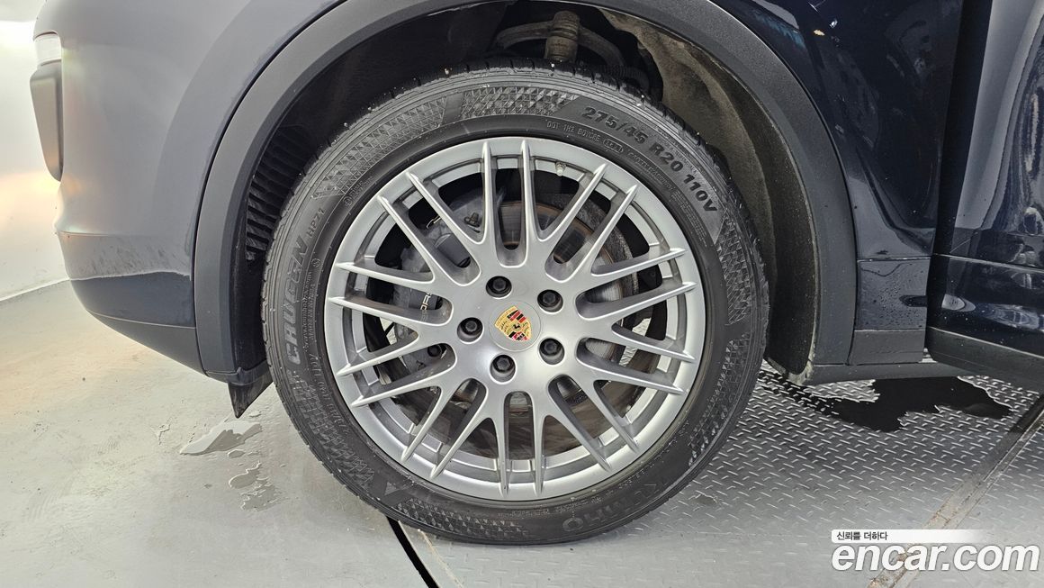 Porsche Cayenne 2016