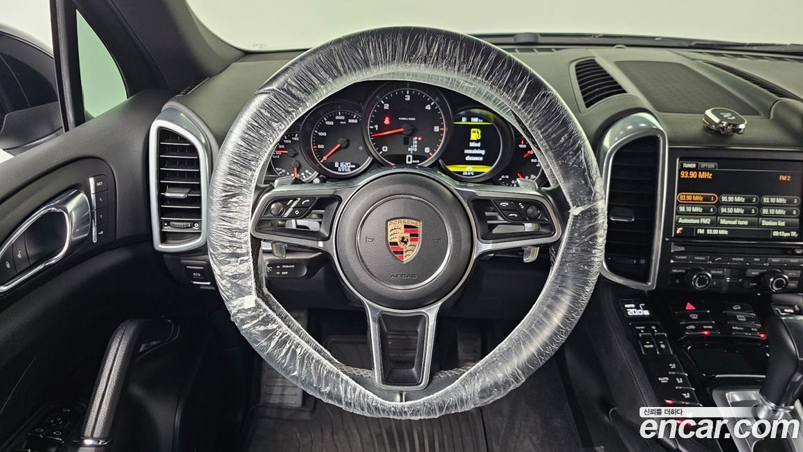 Porsche Cayenne 2016