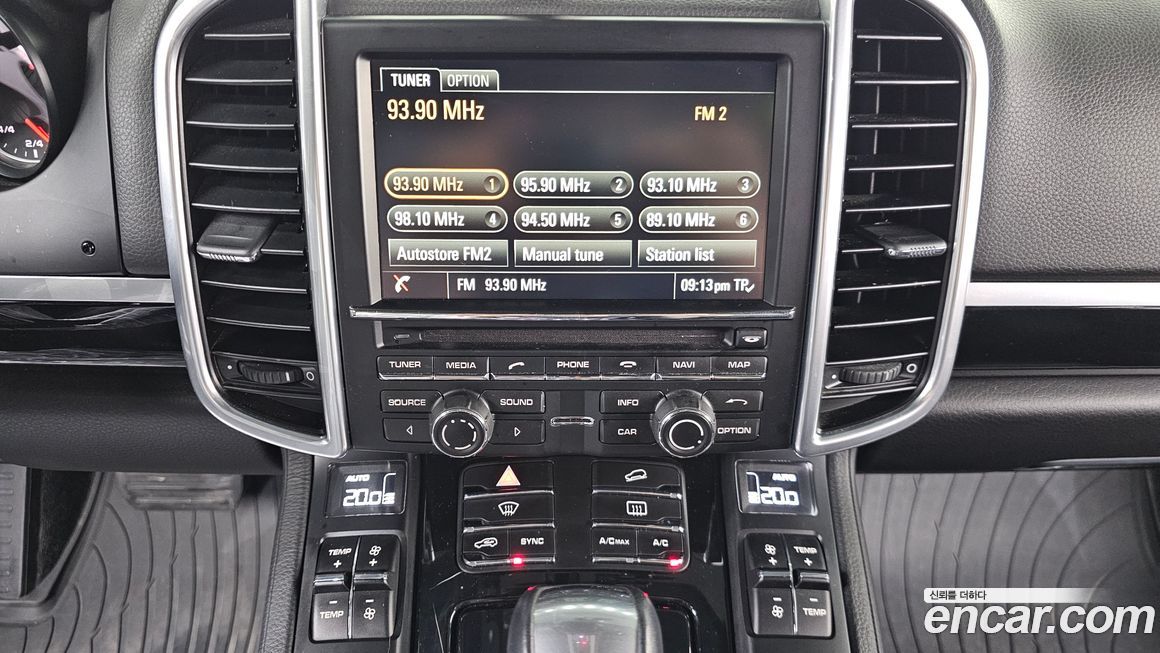 Porsche Cayenne 2016