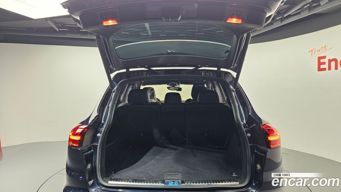 Porsche Cayenne 2016