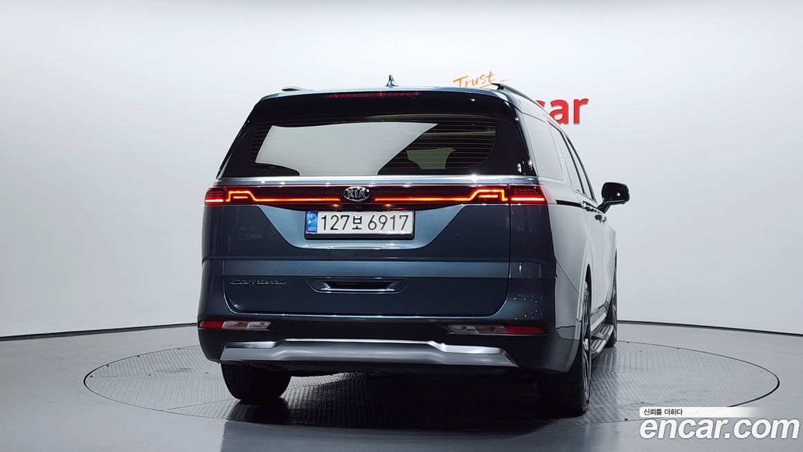 Kia Canival 2021