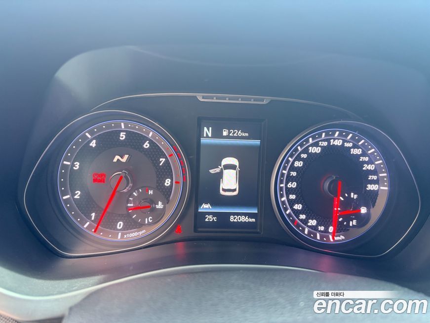 Hyundai Veloster 2021