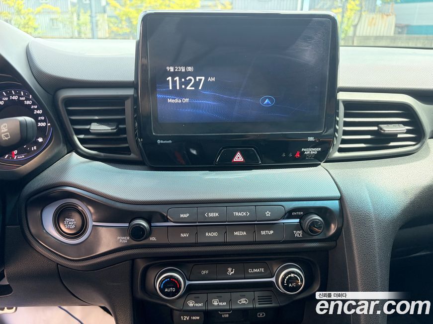 Hyundai Veloster 2021