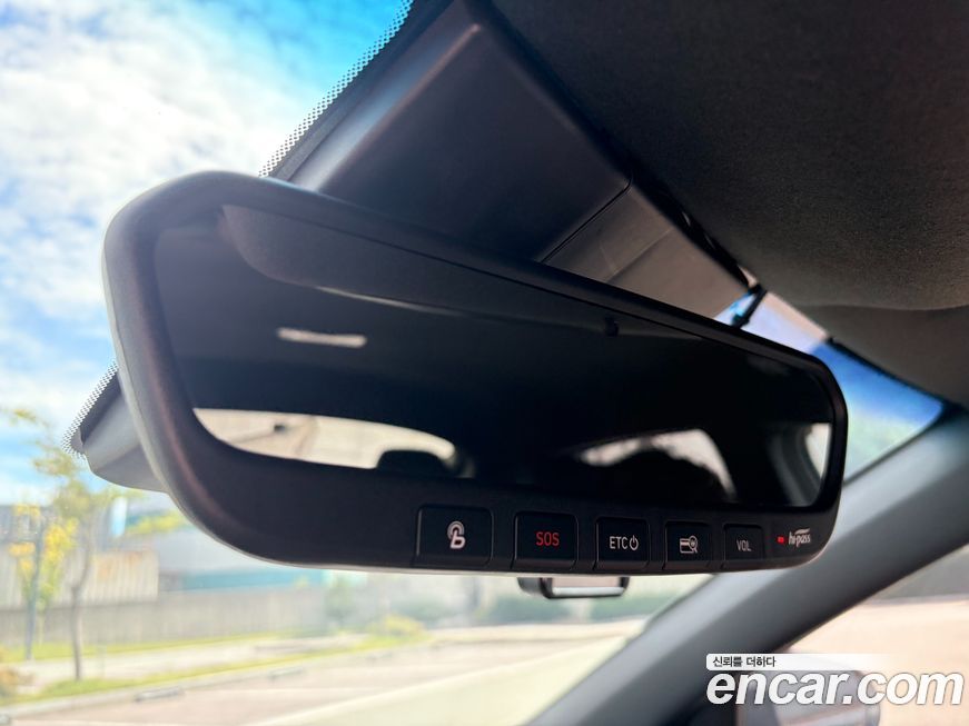 Hyundai Veloster 2021