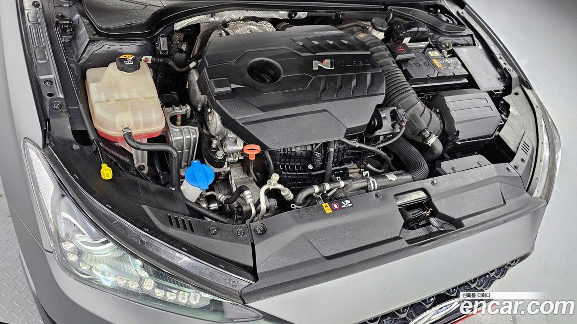 Hyundai Veloster 2022