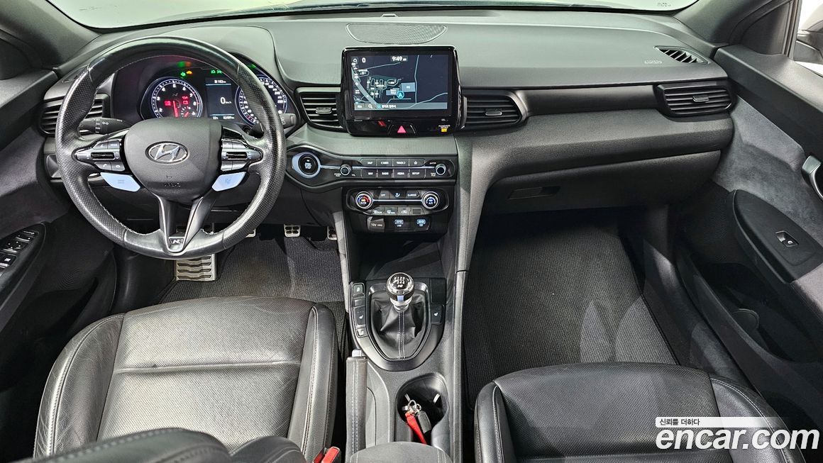 Hyundai Veloster 2022