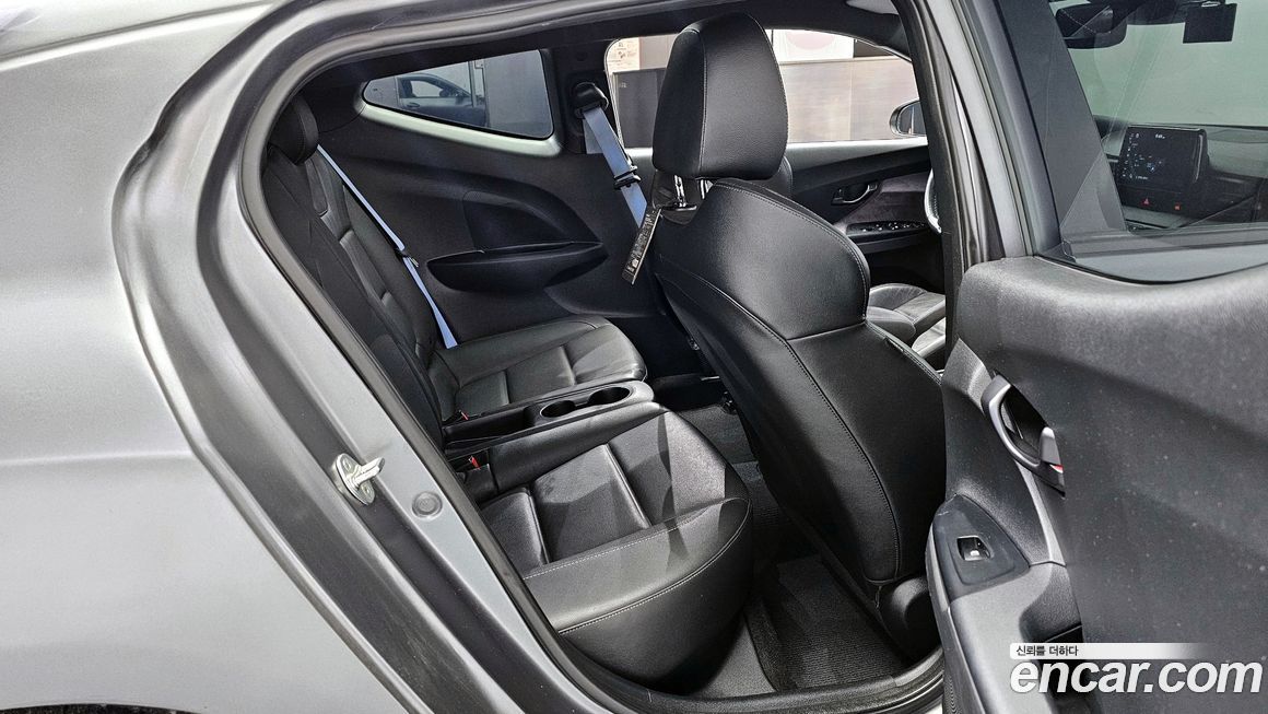 Hyundai Veloster 2022